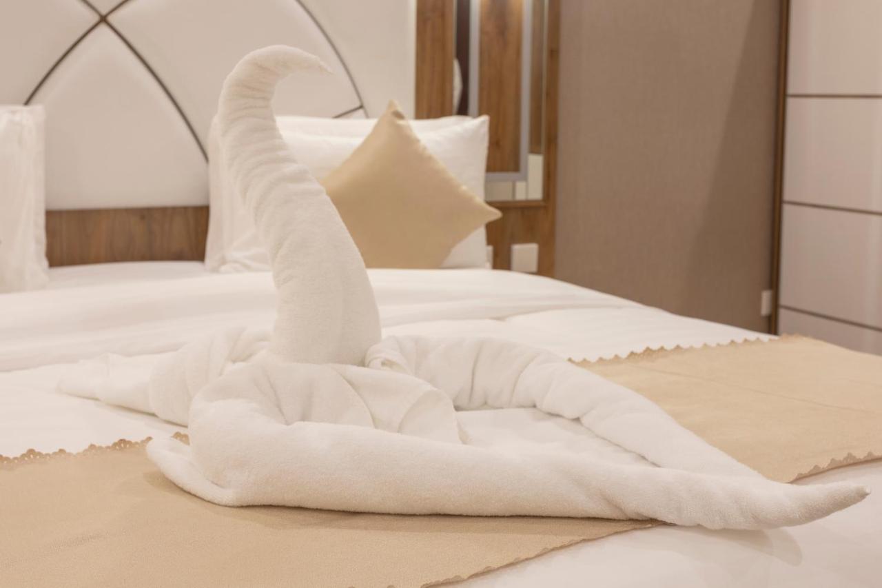 Dior Inn Apartment Hotel เจดดาห์ ภายนอก รูปภาพ