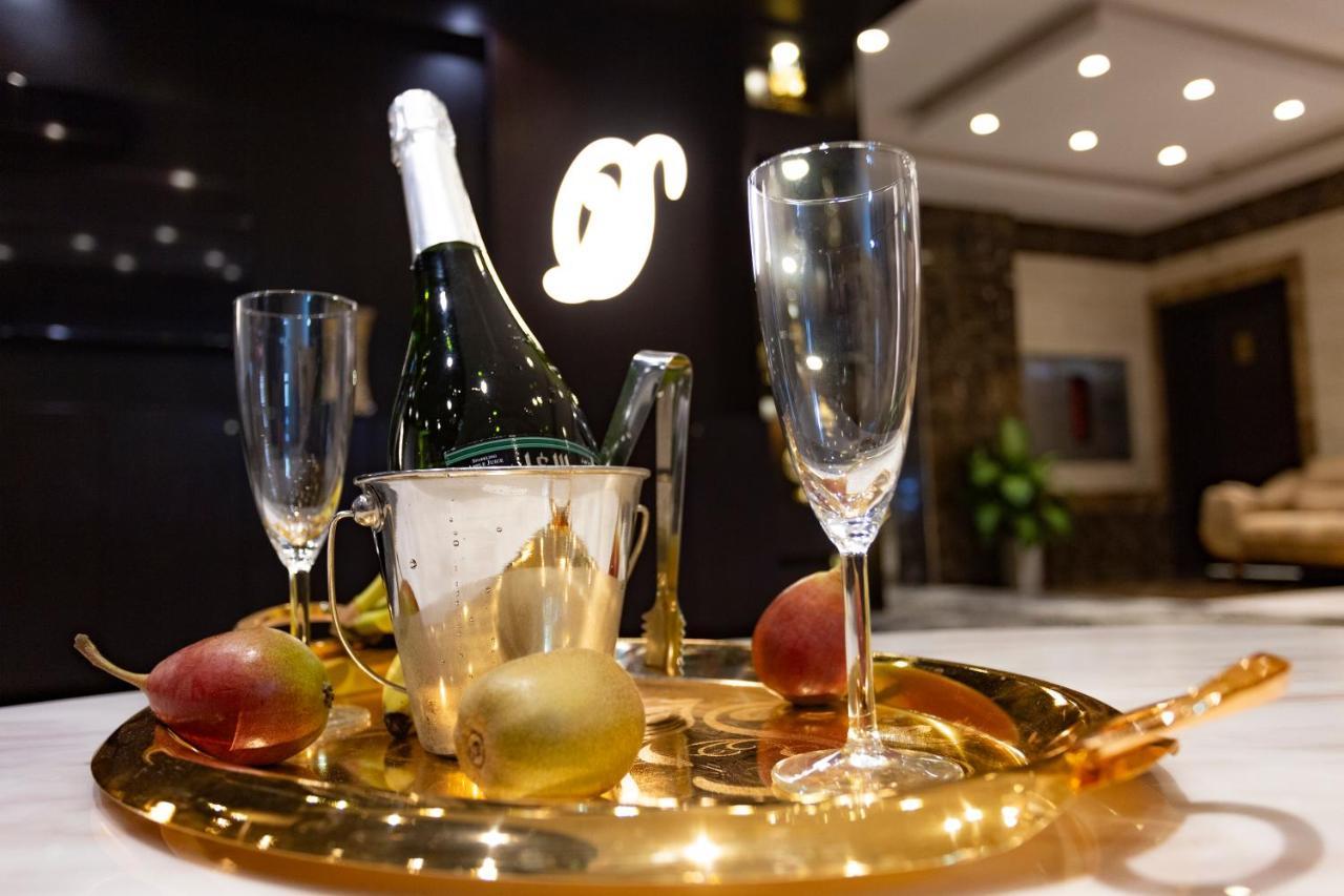 Dior Inn Apartment Hotel เจดดาห์ ภายนอก รูปภาพ
