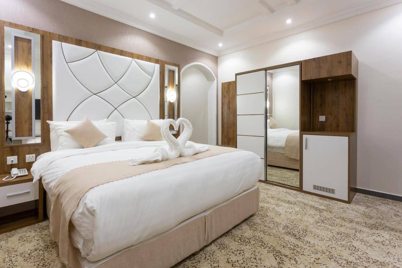 Dior Inn Apartment Hotel เจดดาห์ ภายนอก รูปภาพ