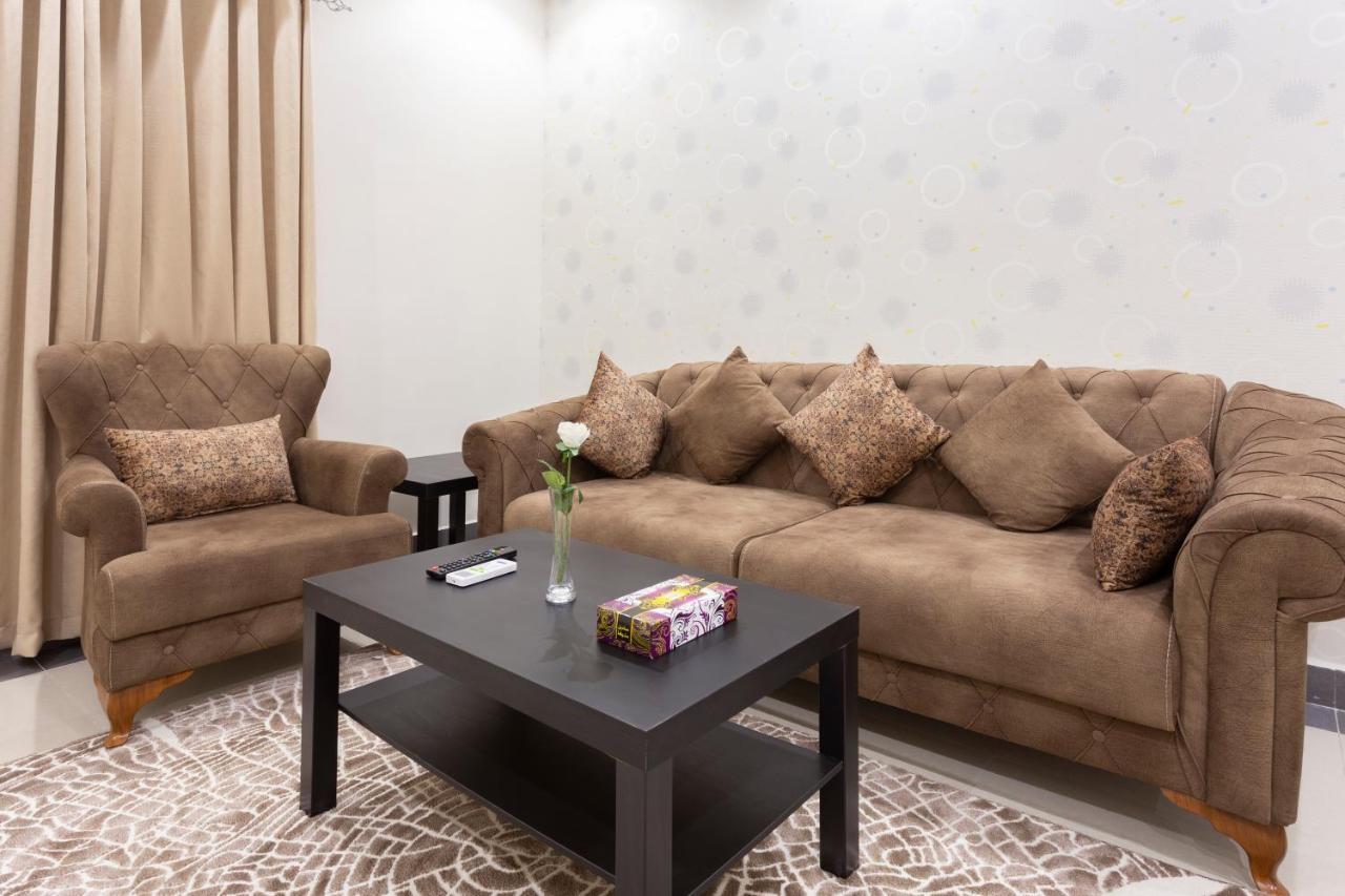 Dior Inn Apartment Hotel เจดดาห์ ภายนอก รูปภาพ